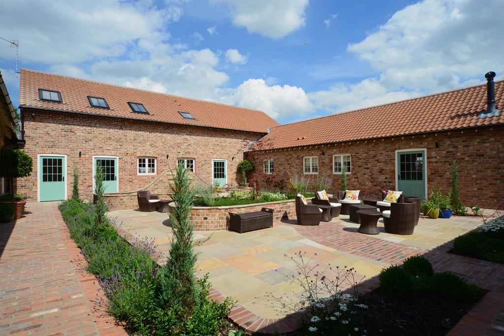Holtby Grange Cottages ヨーク エクステリア 写真